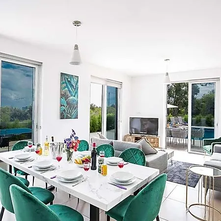 Po490b, Modern 5bdr With Pool, Close To The Beaches Protaras