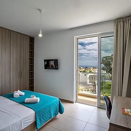 Po490b, Modern 5bdr With Pool, Close To The Beaches Hotel Protaras